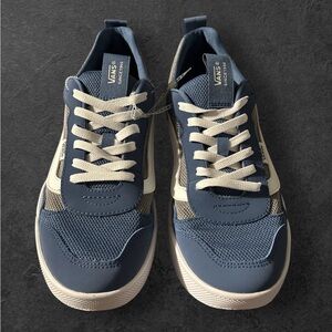 Vans Men's Range EXP Sneaker, Mesh Bijou Blue/White, M10